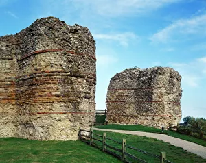 The Roman West Gate, Pevensey Castle J940501 The Roman West Gate, Pevensey Castle J940501