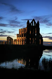 Heritage/abbeys priories whitby abbey/whitby abbey sunset n080808 Heritage/abbeys priories whitby abbey/whitby abbey sunset n080808