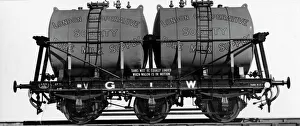 3000 Gallon Glass Lined Twin Milk Tanks, No. 2552 3000 Gallon Glass Lined Twin Milk Tanks, No. 2552