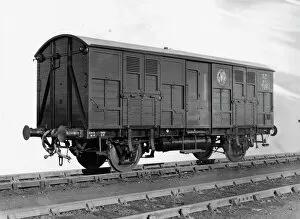 Images Dated 6th December 2013: 4 Wheeled Passenger Cattle Wagon, No. 727