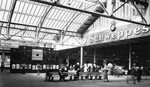 Arrivals indicator board at Paddington Station, 1934 Arrivals indicator board at Paddington Station, 1934