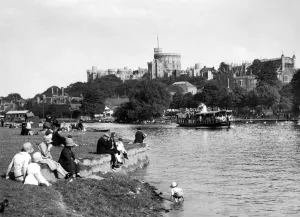 Windsor Print, August 1928 River Scene