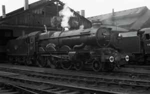 Castle Class Locomotive Prints: Castle Class locomotive No. 7022, Hereford Castle at Swindon Shed, c. 1960