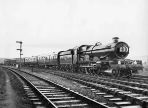 Castle Class Locomotive Prints: Castle Class locomotive, No. 7037, Swindon