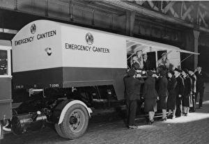 Mobile emergency canteen at Paddington Station, during WWII Mobile emergency canteen at Paddington Station, during WWII