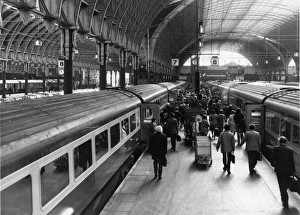 Platform 6 and 7 at Paddington Station, 1979 Platform 6 and 7 at Paddington Station, 1979