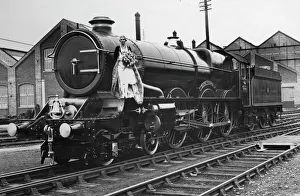 Railway Queen Mabel Kitson on King George V at Swindon, 1928 Railway Queen Mabel Kitson on King George V at Swindon, 1928