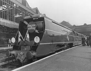 The Golden Arrow at Victoria Station The Golden Arrow at Victoria Station