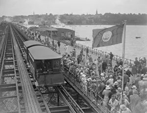 Ryde Pier during the visit of the Prince of Wales, 1926 Ryde Pier during the visit of the Prince of Wales, 1926