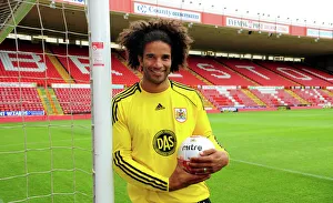 Bristol Citys new signing and Englands number one David James Bristol Citys new signing and Englands number one David James