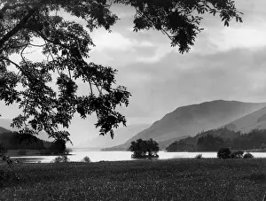Tranquil Lake Scene Prints: 10185380