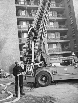 American firefighters in London WWII American firefighters in London WWII