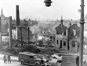 The London Blitz Prints: WW2 Blitz in London - Glengall Road, Peckham Print 1940