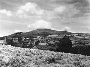 Dartmoor Landscape Prints: Bonehill Down