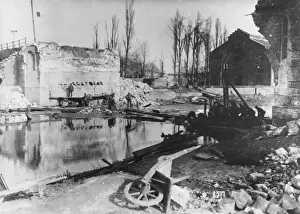 WW 1 Historical Images Prints: Bridge construction WWI