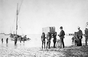 Bringing goods ashore - Port Elizabeth, South Africa Bringing goods ashore - Port Elizabeth, South Africa