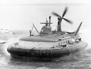 British Hovercraft Corporation BH7 Mk2, 12 April 1972 British Hovercraft Corporation BH7 Mk2, 12 April 1972