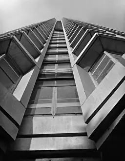Famous London Landmarks Prints: Centre Point