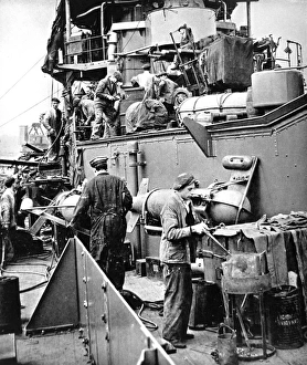 Dockyard Workers on board HMS Coventry, Second World War Dockyard Workers on board HMS Coventry, Second World War