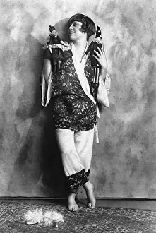Vintage Theatrical Portraits Prints: Dolly Tree