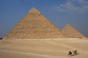 Egypt. Pyramids of Giza. The Pyramids of Khafre (Chephren) a Egypt. Pyramids of Giza. The Pyramids of Khafre (Chephren) a