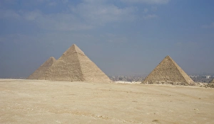 Egypt. The Pyramids of Giza. Pyramids of Khufu, Khafre and M Egypt. The Pyramids of Giza. Pyramids of Khufu, Khafre and M