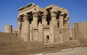 Egyptian Art. Temple of Kom Ombo. Papyrus columns Egyptian Art. Temple of Kom Ombo. Papyrus columns