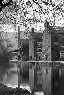 Ends of terraced houses backing onto the Rochdale Canal Ends of terraced houses backing onto the Rochdale Canal