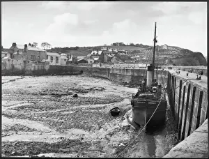 Prints of Low tide in the Harbour at Watchet, Somerset, an old and interesting seaport Somerset Prints: Watchet Low Tide Print