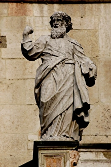 Evangelist statue. Cremona Cathedral Evangelist statue. Cremona Cathedral