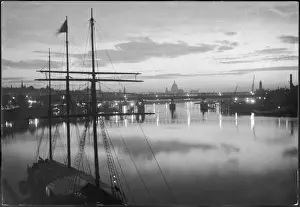 London Evening Scene Prints: Evening on the Thames