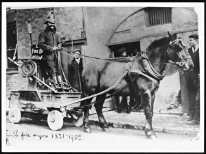 Antique Fire Engines Prints: FIRE ENGINE 1821 - 1902