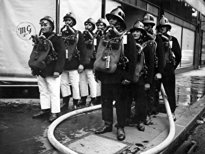 Firefighters at Middlesex Street, Aldgate, E1 Firefighters at Middlesex Street, Aldgate, E1
