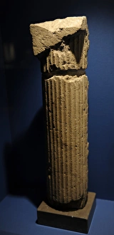 Fluted column of the tympanum of the Hawara Labyrinth. Fayyu Fluted column of the tympanum of the Hawara Labyrinth. Fayyu