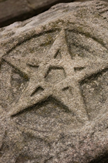 Funerary relief. Pentagram. Stone dated in 1284. Barcelos. P Funerary relief. Pentagram. Stone dated in 1284. Barcelos. P