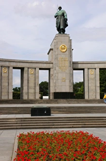 Germany. Berlin. Soviet War Memorial, 1945 Germany. Berlin. Soviet War Memorial, 1945