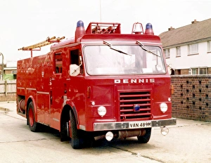 london fire brigade/glc lfb dennis diesel compact pump