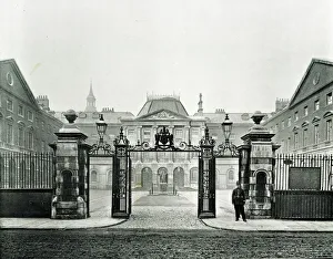 Guy's Hospital, St Thomas Street, London Guy's Hospital, St Thomas Street, London