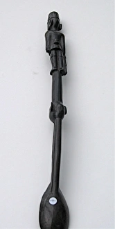 Hand-carved WWI African Black Wood Askari soldier - spoon Hand-carved WWI African Black Wood Askari soldier - spoon