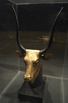 Head of Hathor as cow from grave of Tutankhamun. Egypt Head of Hathor as cow from grave of Tutankhamun. Egypt