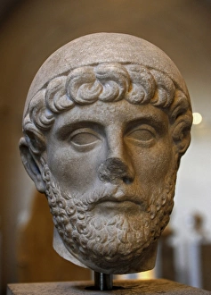 Head of a man with a Priests cap. About 120 AD Head of a man with a Priests cap. About 120 AD