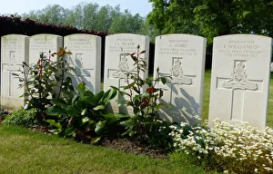 Headstones, 18pr gun crew Oxford Road CWGC, Wieltje, Ypres Headstones, 18pr gun crew Oxford Road CWGC, Wieltje, Ypres