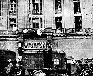 Hotel Adlon, Berlin; Second World War, 1945 Hotel Adlon, Berlin; Second World War, 1945