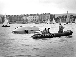 In-shore rescue service at work, Eastbourne, Sussex In-shore rescue service at work, Eastbourne, Sussex