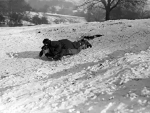 Vintage Winter Scenes UK Prints: Intimate Sledge Ride