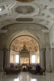Italy. Rome. San Pietro in Vincoli Church. Interior Italy. Rome. San Pietro in Vincoli Church. Interior