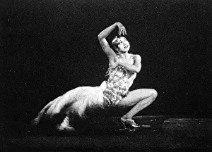Josephine Baker in Tondeleyo Print