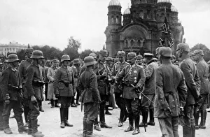 Kaiser Wilhelm II presenting medals, Warsaw, WW1 Kaiser Wilhelm II presenting medals, Warsaw, WW1
