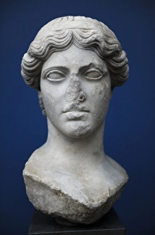 Kybele. Italy. 1st century AD. Bust. Marble Kybele. Italy. 1st century AD. Bust. Marble