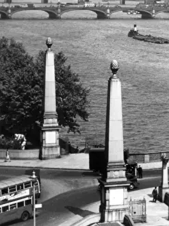 Lambeth Bridge Columns Print, London 1932